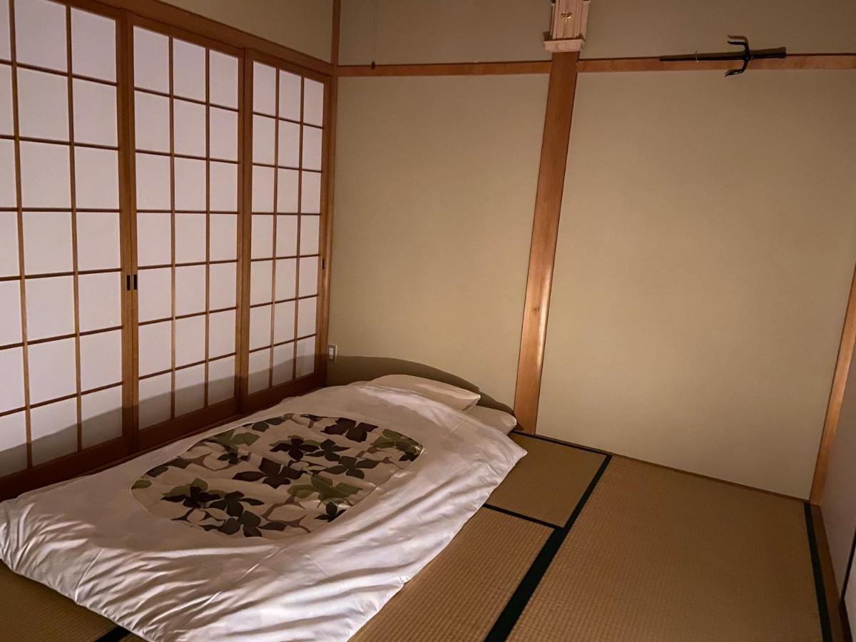 Отель Takayama Ninja House Экстерьер фото