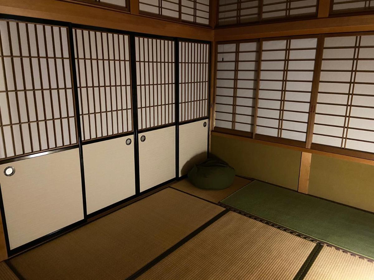 Отель Takayama Ninja House Экстерьер фото