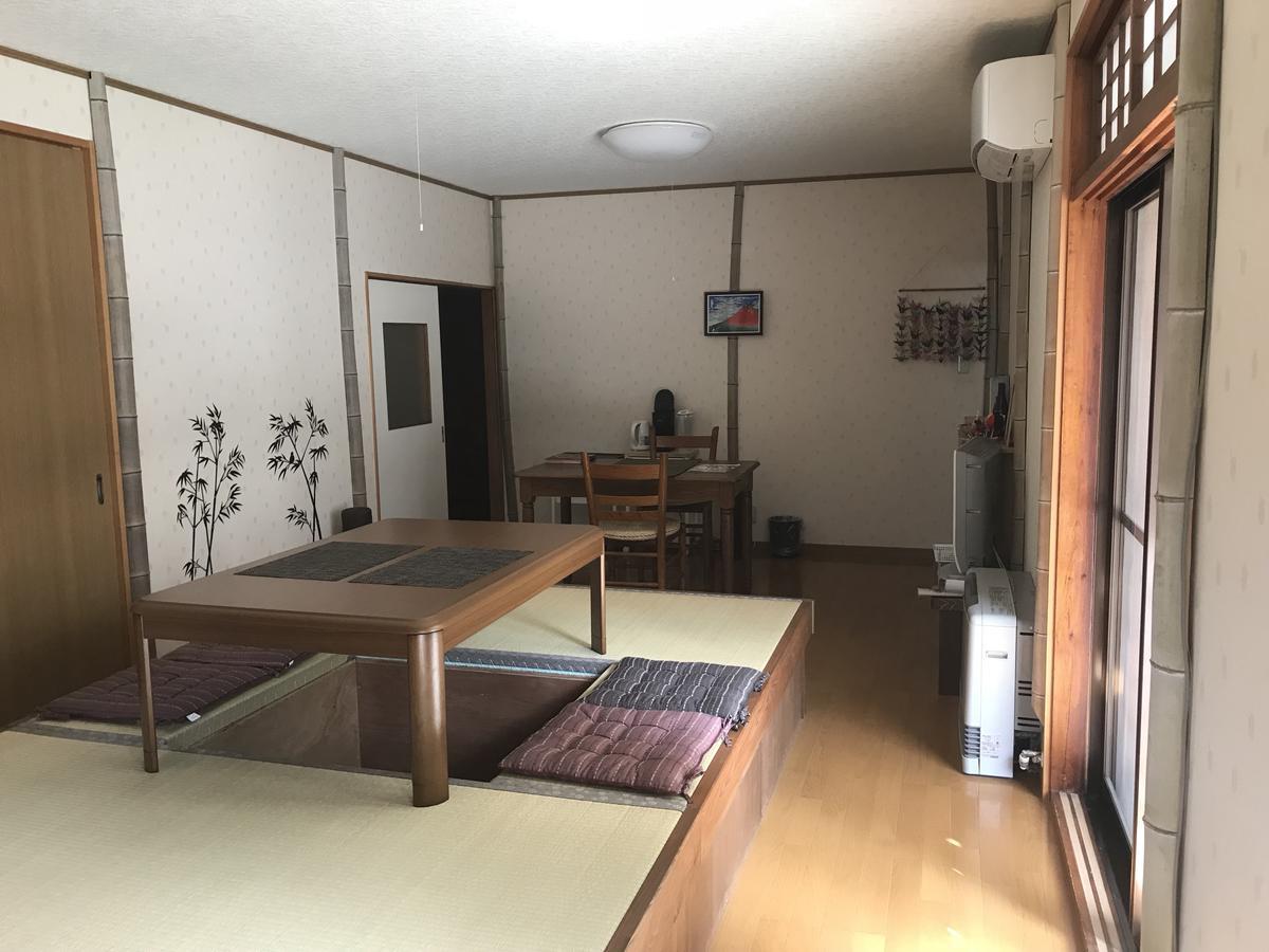Отель Takayama Ninja House Экстерьер фото