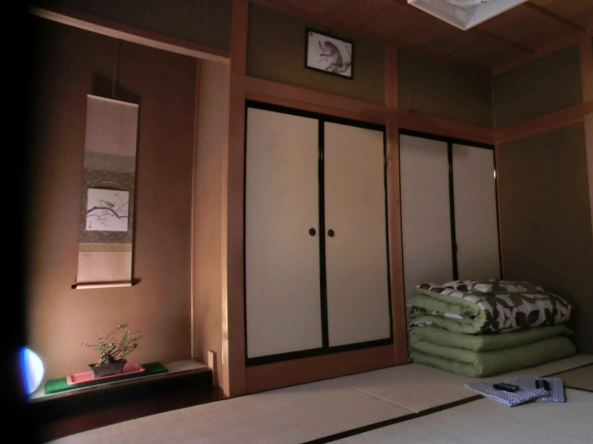 Отель Takayama Ninja House Экстерьер фото