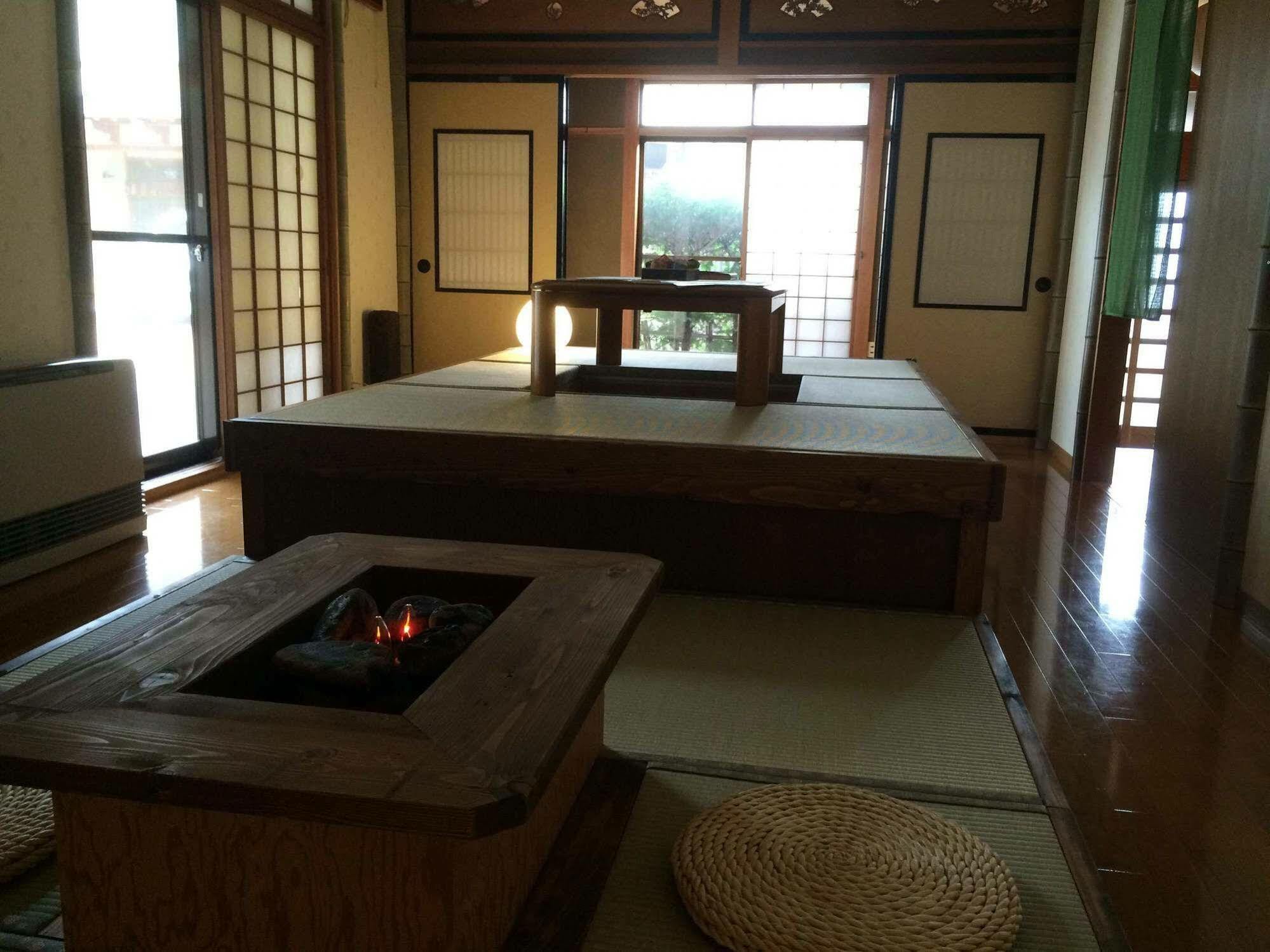 Отель Takayama Ninja House Экстерьер фото