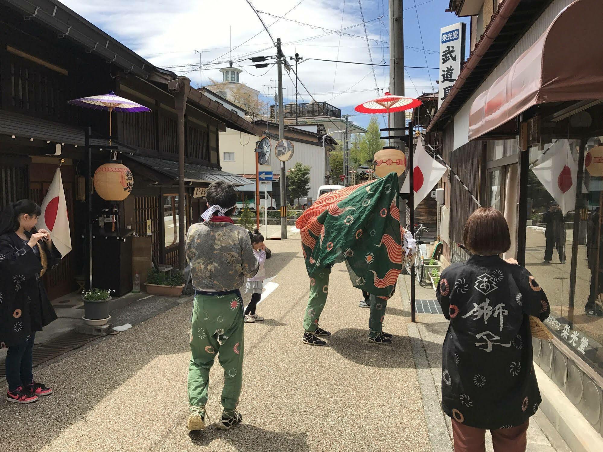 Отель Takayama Ninja House Экстерьер фото